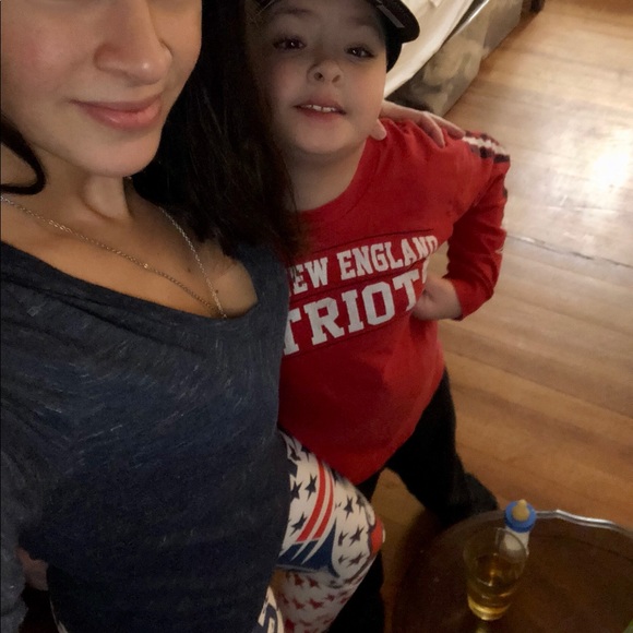 Meet your Posher, Crystal - Picture 5 of 5